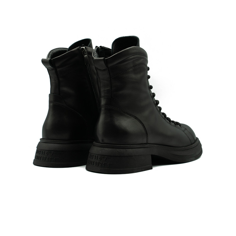 Nicolo Ferretti moteriški aulinukai