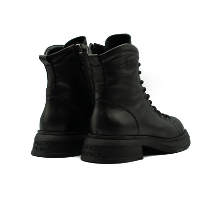 Nicolo Ferretti moteriški aulinukai