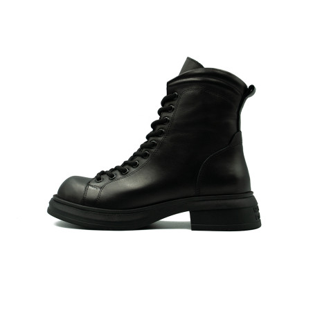 Nicolo Ferretti moteriški aulinukai