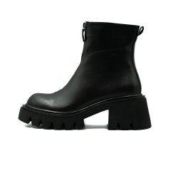 Nicolo Ferretti moteriški aulinukai