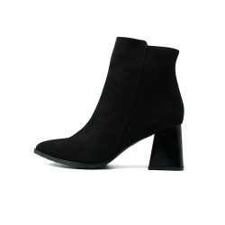 Nicolo Ferretti moteriški aulinukai