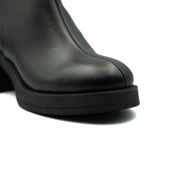 Nicolo Ferretti moteriški aulinukai