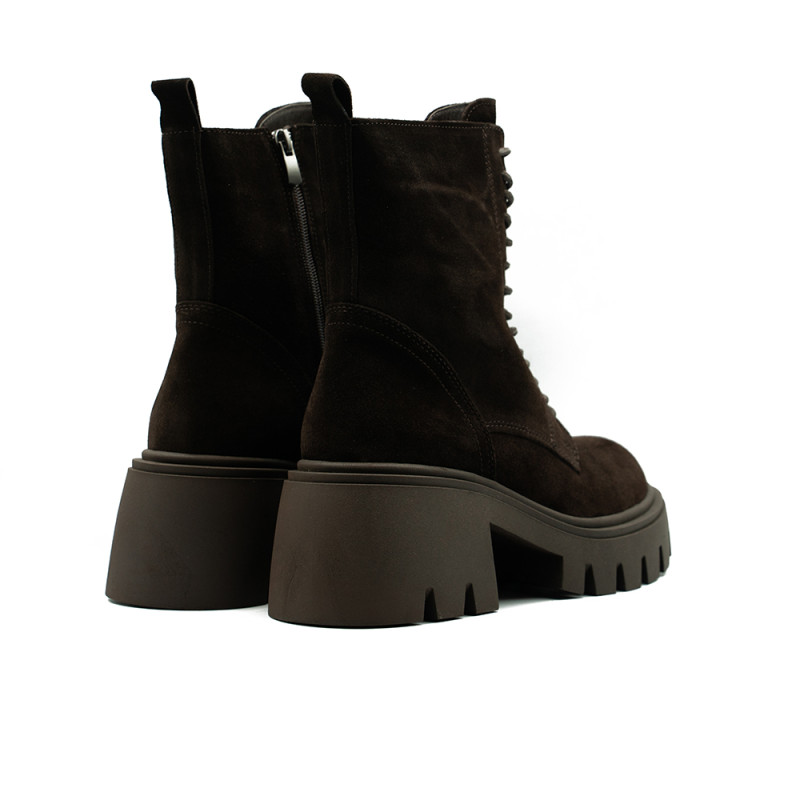 Nicolo Ferretti amoteriški aulinukai