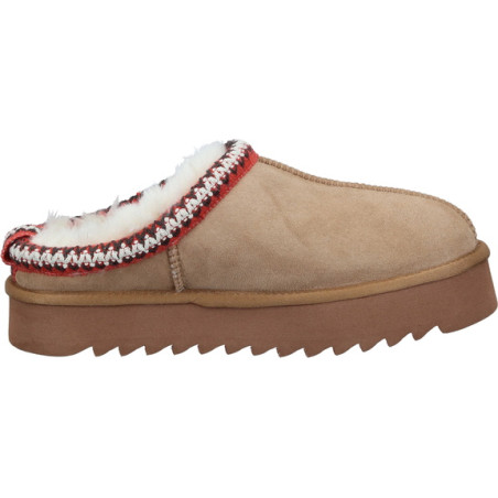 Polking moteriškos įspirtukės