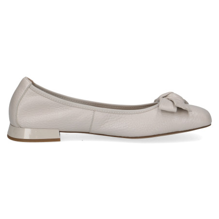 Caprice moteriški bateliai