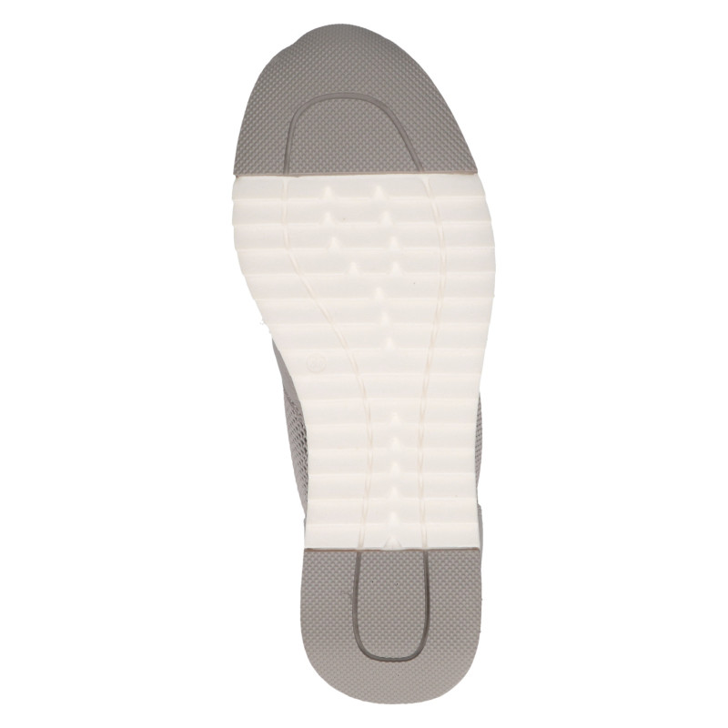 Caprice moteriški bateliai