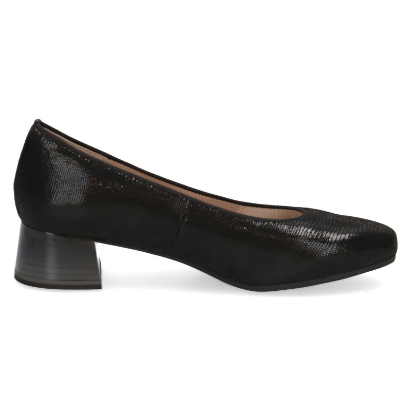 Caprice moteriški bateliai