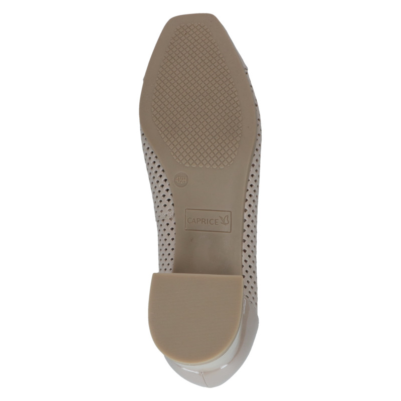 Caprice moteriški bateliai