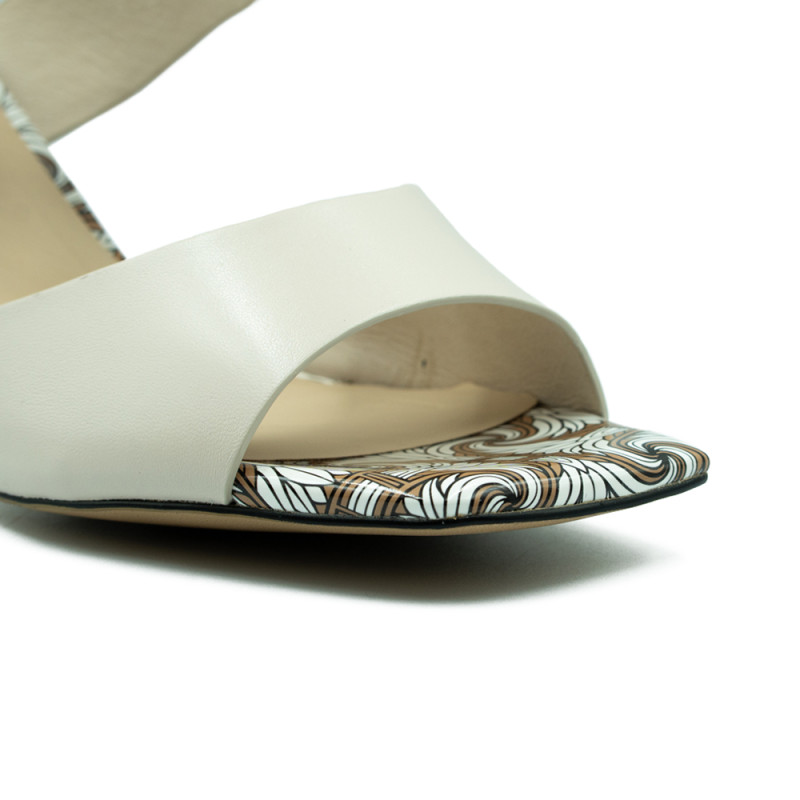 Loretta Vitale moteriškos basutės