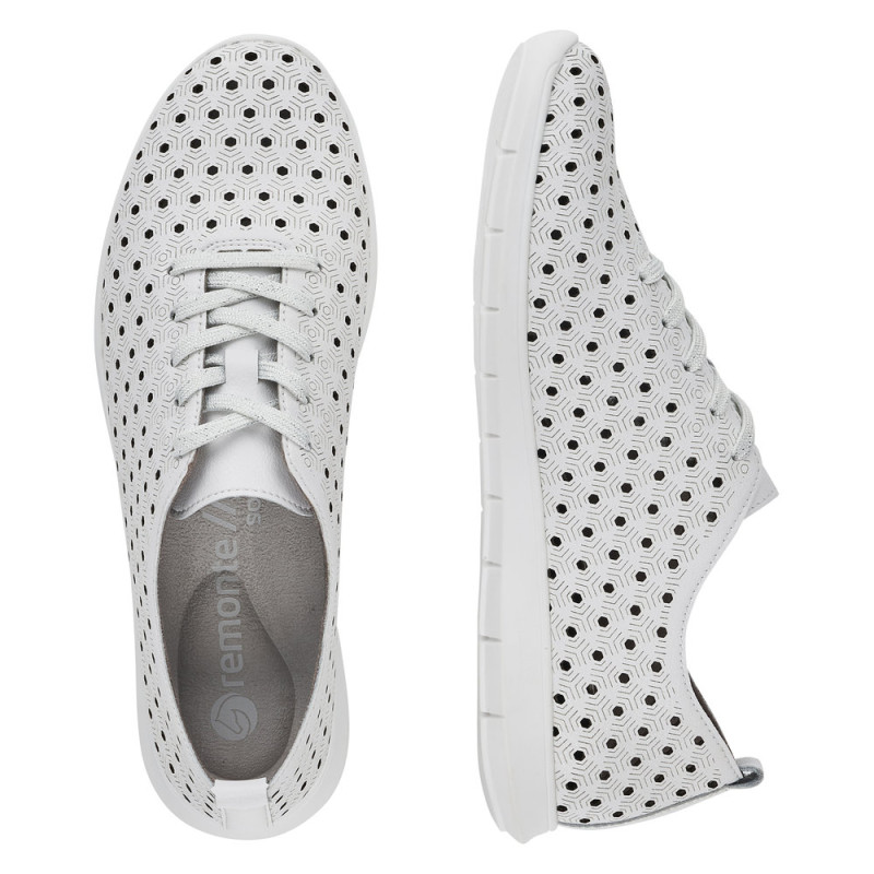 Remonte moteriški bateliai