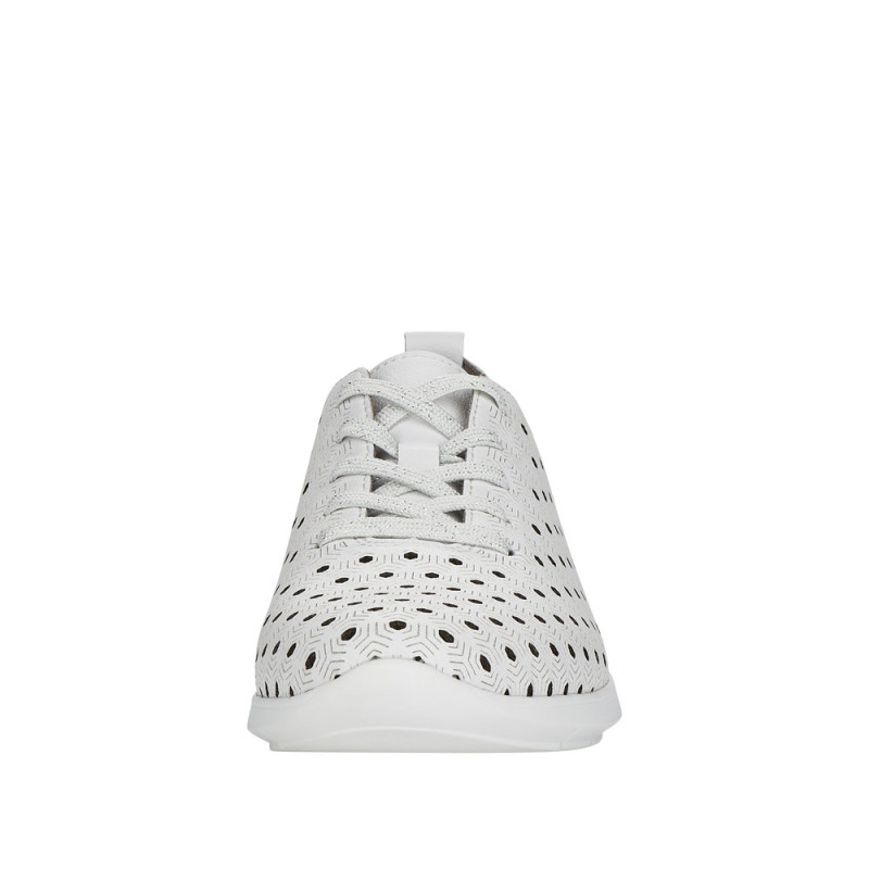 Remonte moteriški bateliai