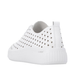 Remonte moteriški bateliai