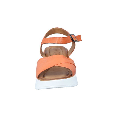 Polking moteriškos basutės