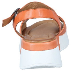 Polking moteriškos basutės