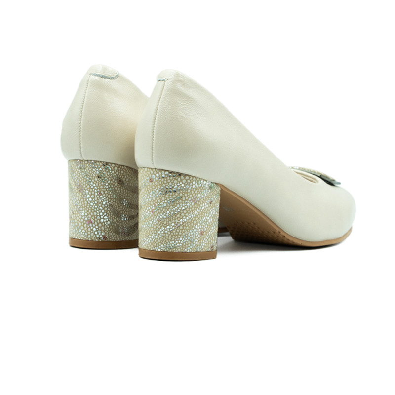 Potocki moteriški bateliai