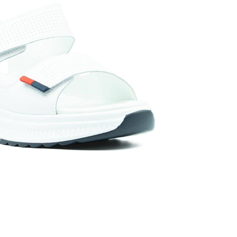 Cambell moteriškos basutės