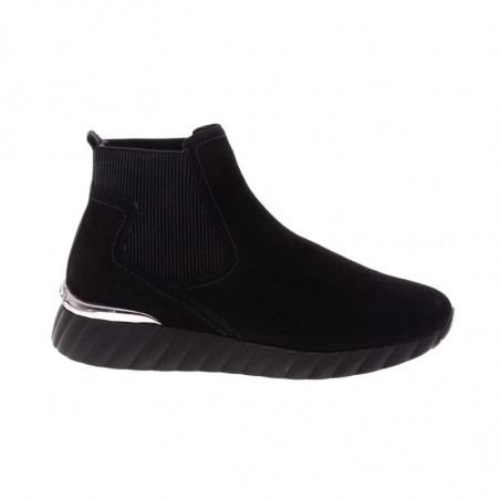 Remonte moteriški aulinukai